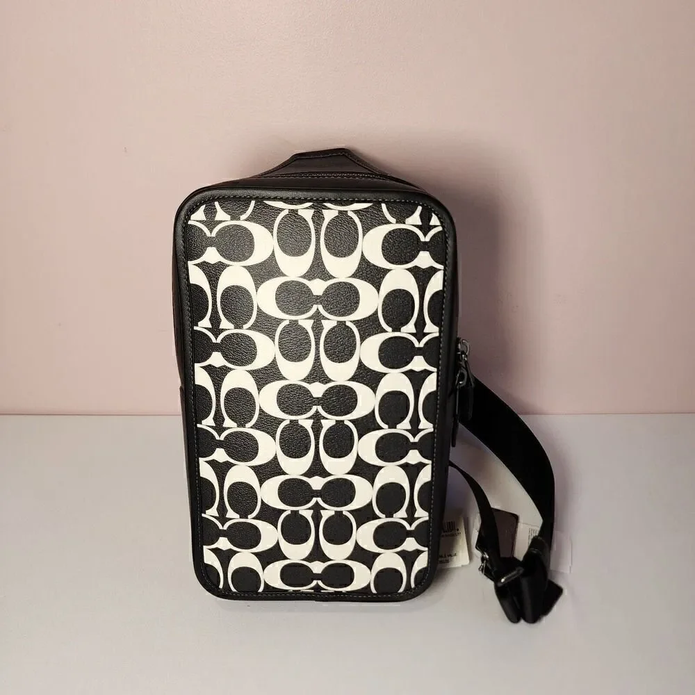 NWT Coach CP071 Sullivan Pack in Signature Canvas & Leather Black/Chalk